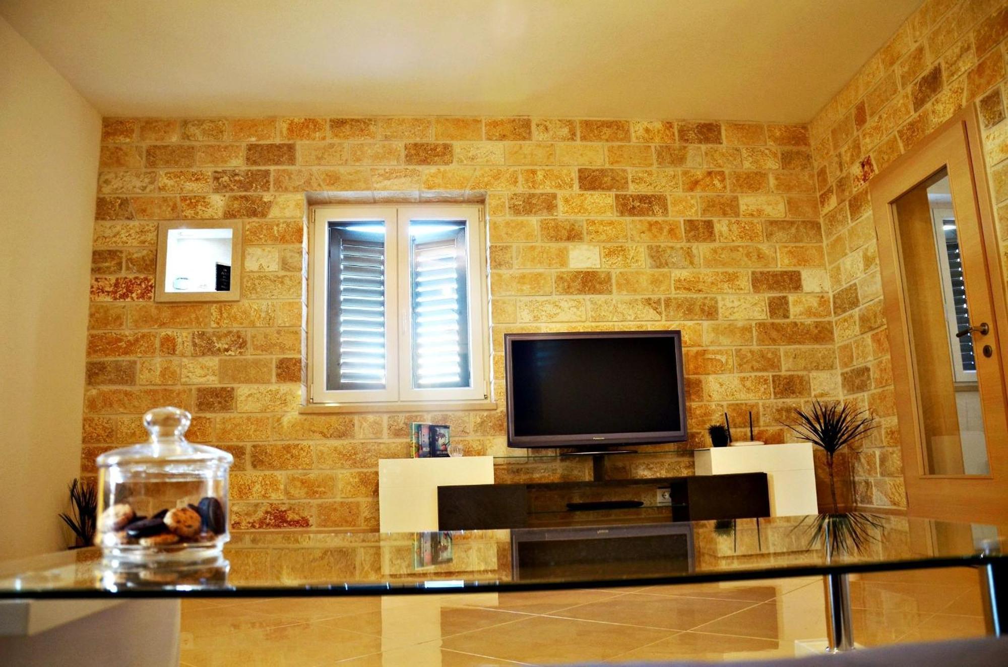 Apartment Luna Postira Exterior photo