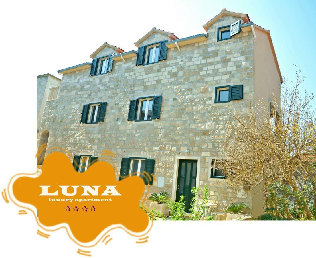 Apartment Luna Postira Exterior photo